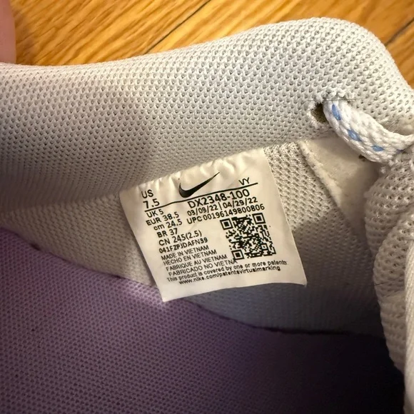 Nike Air Force 1 '07 SE Low Sz 7.5 Women Retro Shoes Beige Purple DX2348-100 - Picture 3 of 12